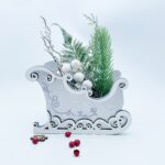 Cutie decorativă în formă de Sanie Argintie