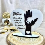 Decorațiune în formă de inimă cu mesaj pentru MAMA