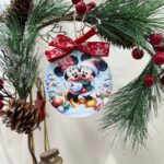 Glob cu Mickey și Minnie