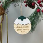 Glob "Sărbători fericite" pentru nași